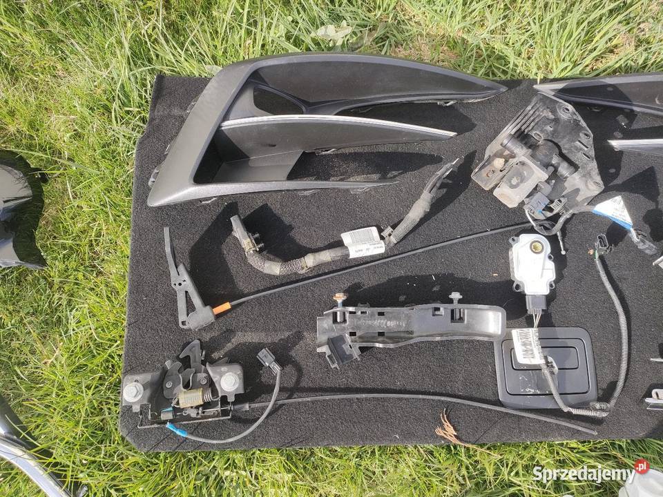 Błotniki czarne tegne części renault Megane 4 Piaseczno