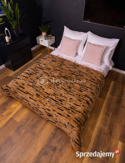 Dywan narzuta ze skór owczych tkana ręcznie Szaflary sprzedam