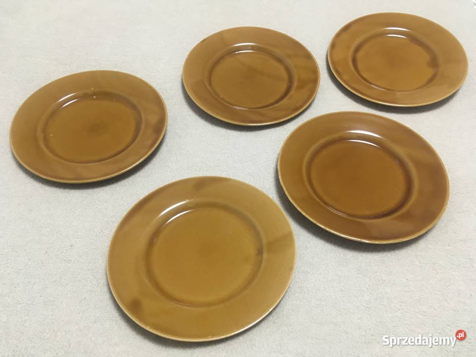 PRL talerzyk talerzyki deserowe 17 brązowe Kołobrzeg