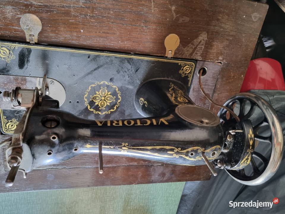 Maszyna do szycia Victoria i Łucznik Mszczonów sprzedam