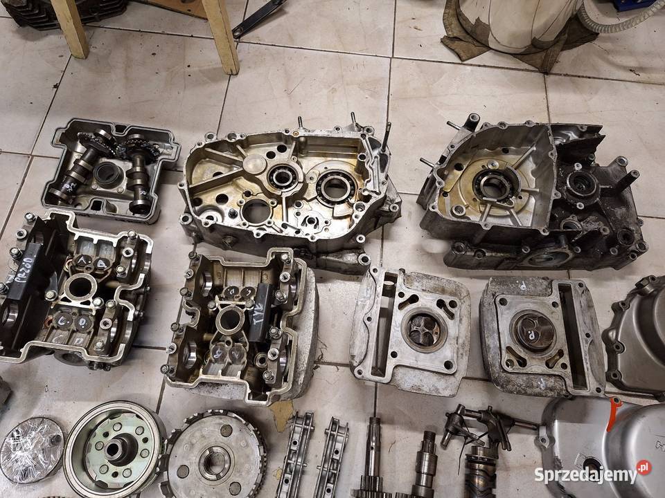 Hyosung GV 125 Aquila silnik części kapa sprzedam