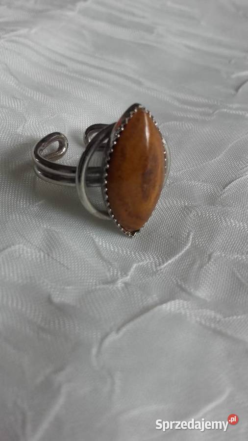 SREBRZONY PIERŚCIONEK Z TYGRYSIM OKIEM Piła