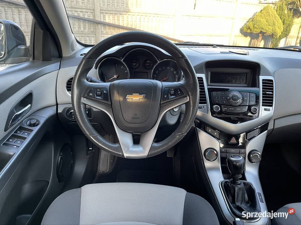 Chevrolet Cruze 18 Benzyna Klima Alu Nowa 1800cm3