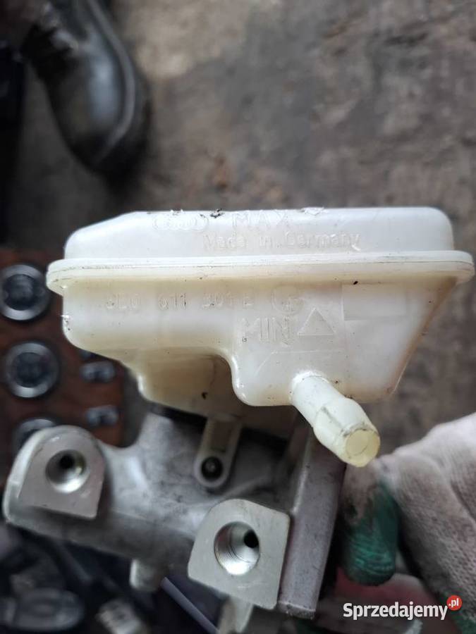 Zbiorniczek Płynu Hamulcowego Skoda Super B sprzedam
