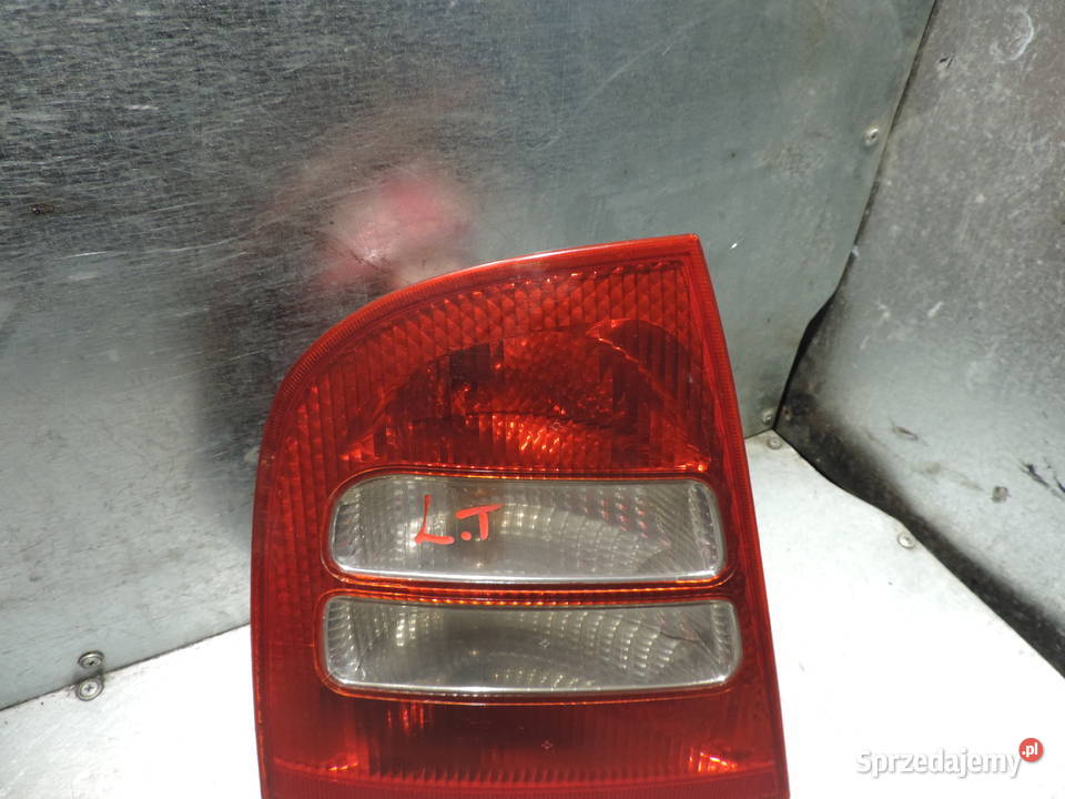 SKODA OCTAVIA 1 HB LAMPA LEWA TYLNA Nowy Sącz