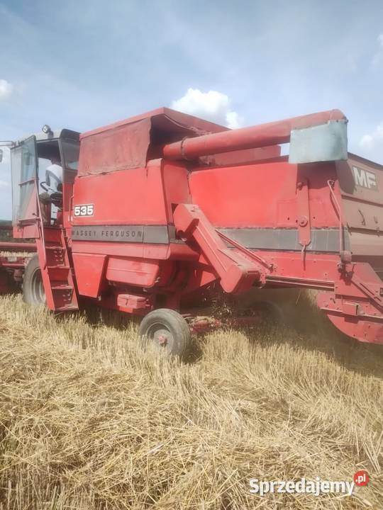 Kombajn zbożowy MF 535 Krasnystaw