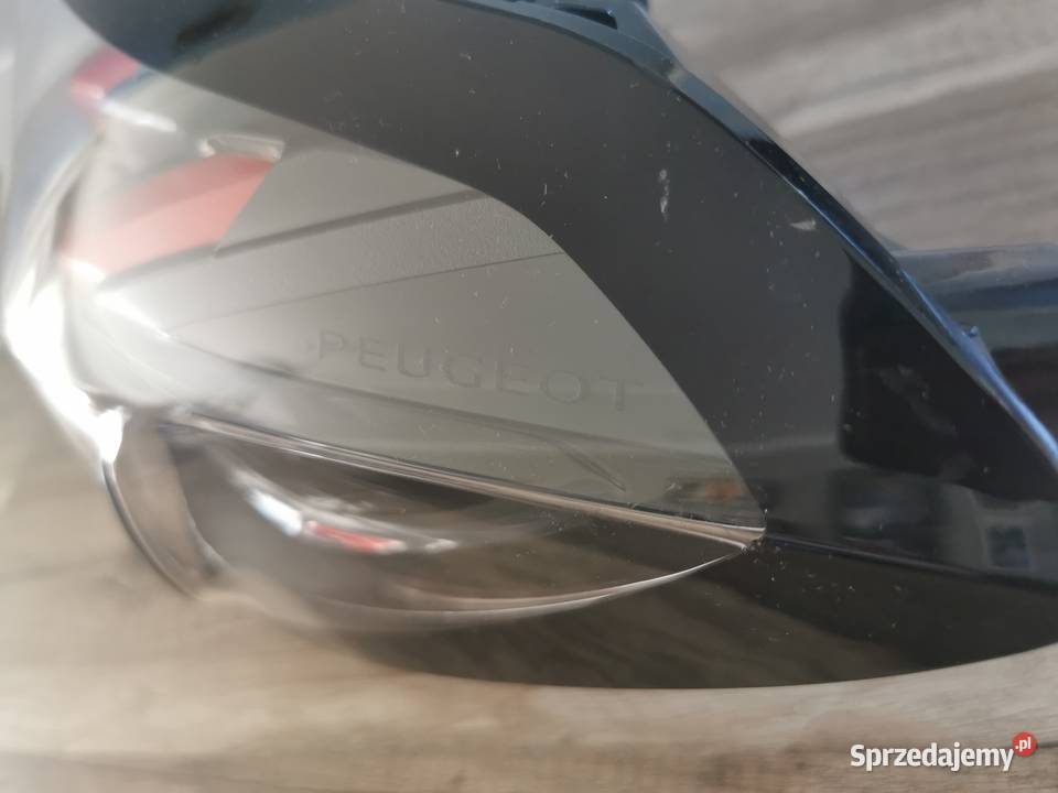 Lampa tylna prawa Peugeot 208 2019 Typ II Pielgrzymka