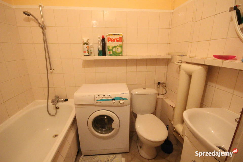 2pok 48met Krynickiej BALKONPIWNICAWINDA Wrocław Rok budowy 1988 Sprzedaż