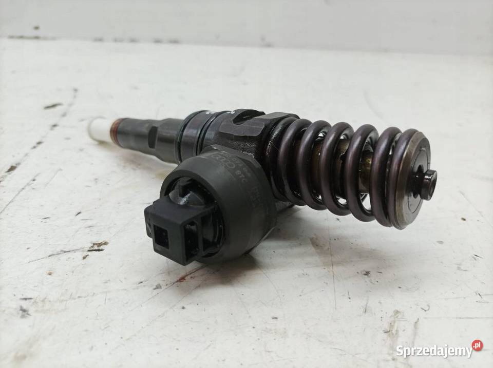 POMPOWTRYSKIWACZ 038130073BA 19 TDI VW świętokrzyskie