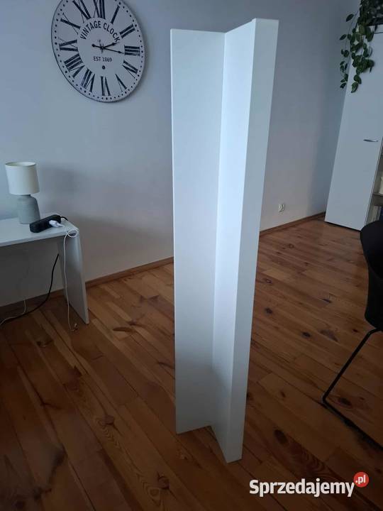 Sprzedam nową półkę w kolorze białym Półki Półki