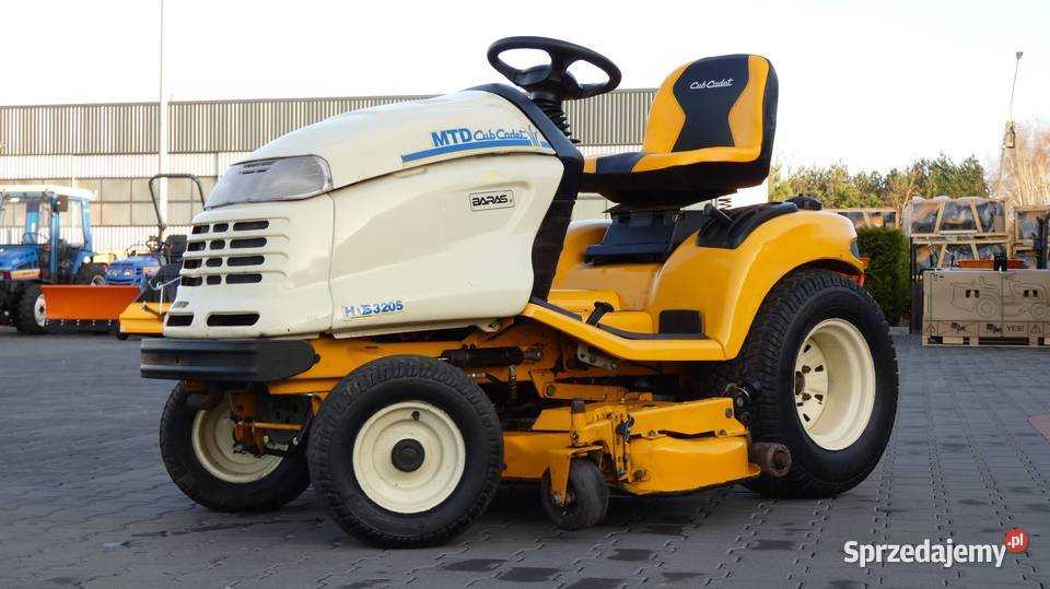 Traktor kosiarka Cub Cadet 3205 Kawasaki 2 łódzkie Świnice Warckie