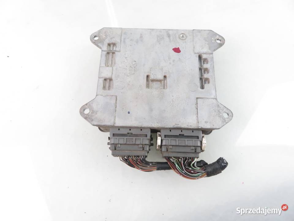 STEROWNIK MAZDA 3 20 E6T52271H osobowe sprzedam