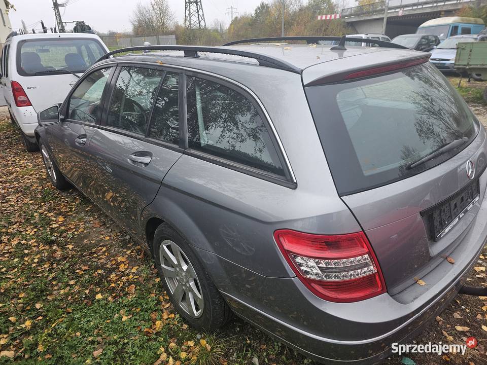 Mercedes W204 22 Diesel Rok produkcji 2010 Samochody osobowe Radom sprzedam