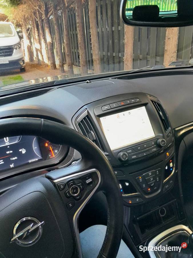 Opel Insignia Bi Turbo Chojna