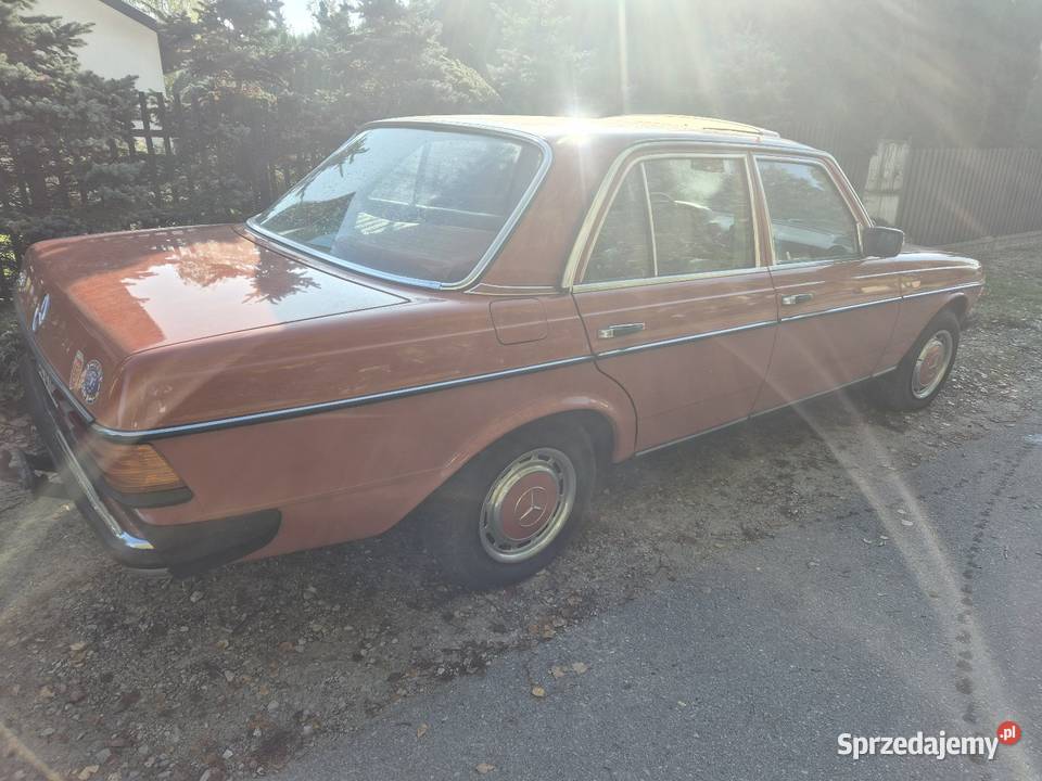 Mercedes w123 230 1978 r super stan 141 pomarańczowy Łódź
