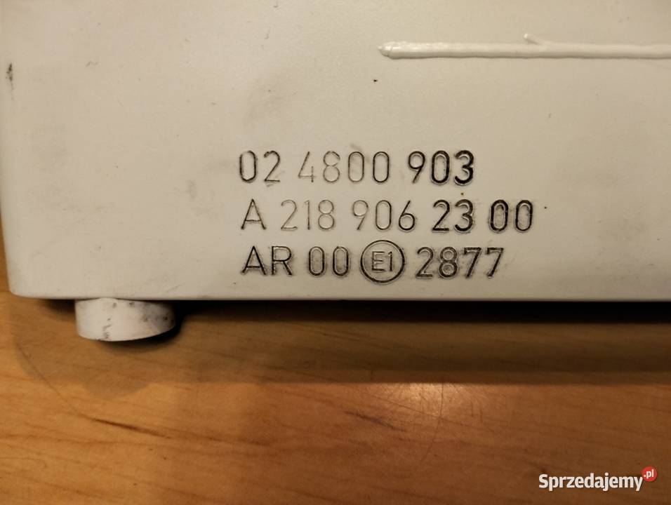 Lampa cofania Mercedes SL 63 AMG 2014 R231 środek Rzeszów