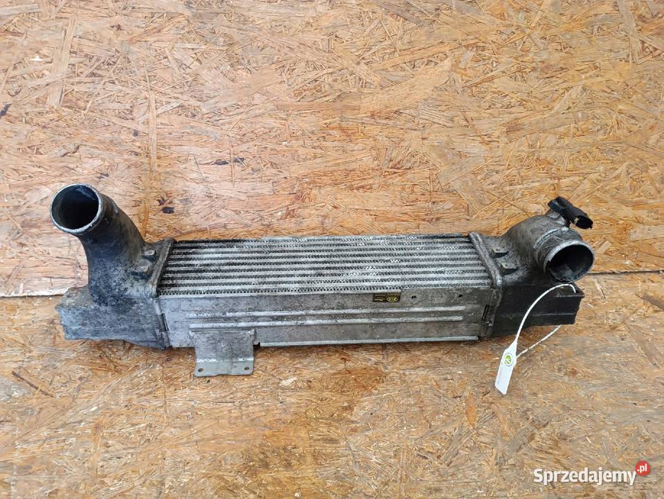 CHŁODNICA INTERCOOLER KIA SORENTO I 25 CRDI osobowe Nowy Tomyśl sprzedam