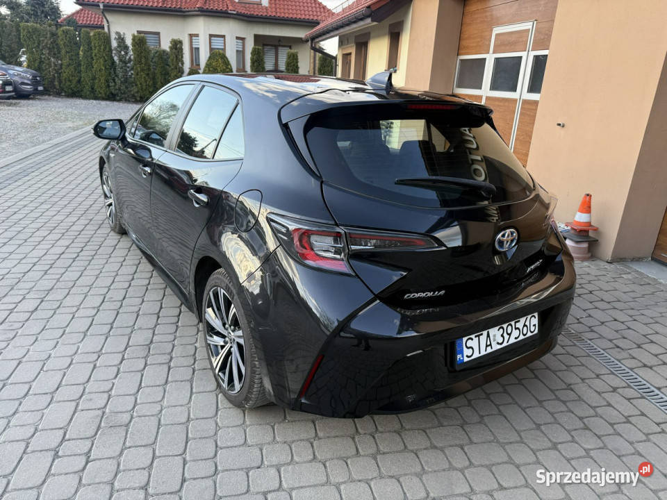 Toyota Corolla 20 Hybrid Kamera Navi CarPlay Orzech