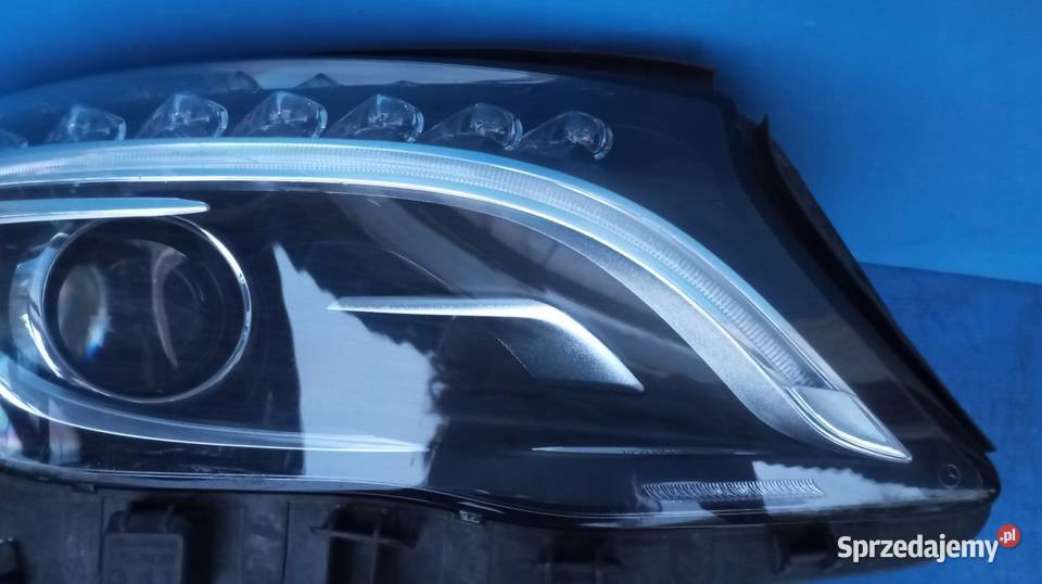 LAMPA PRAWY PRZÓD EUROPA XENON A1569061800 wielkopolskie Nowy Tomyśl sprzedam