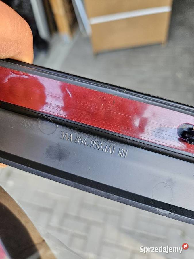 VW PASSAT B7 LISTWA DRZWI PRAWY PRZÓD PRAWA osobowe Międzychód sprzedam