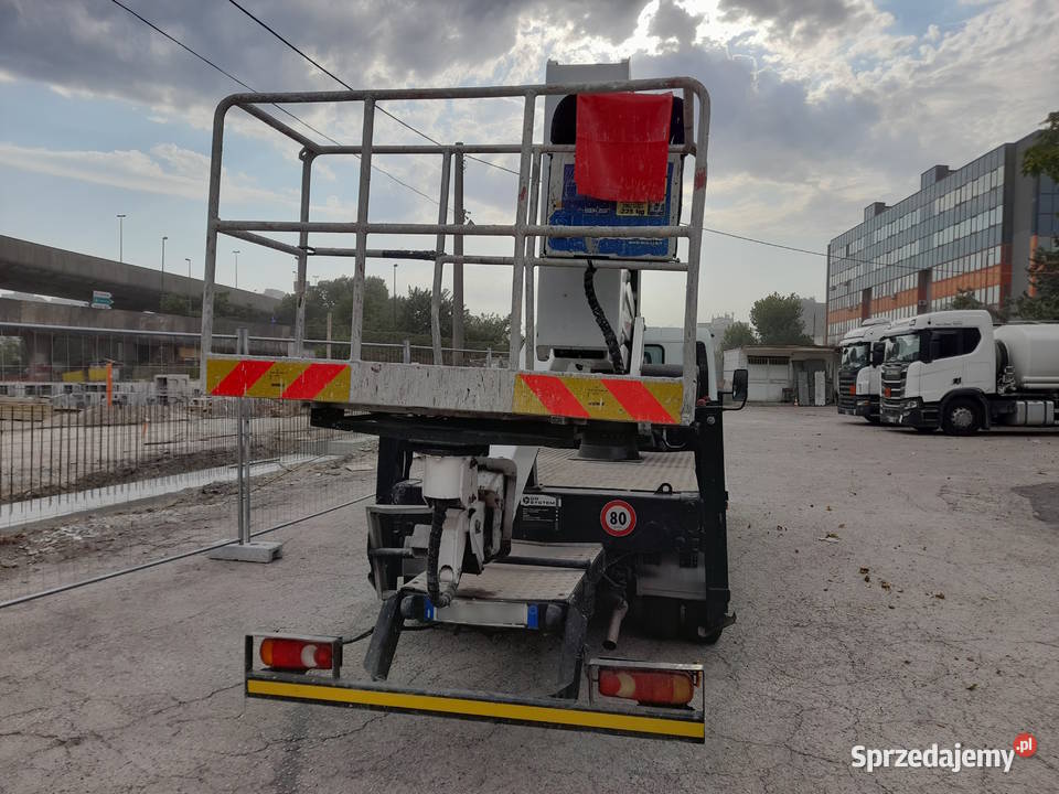 PODNOŚNIK KOSZOWY Mitsubishi Fuso Canter SOCAGE Podnośniki koszowe Warszawa