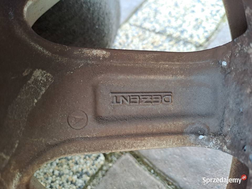 Felga KBA 45892 Dezent audi Średnica 15" łódzkie Łask