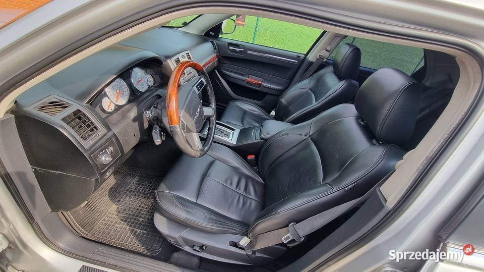 CHRYSLER 300C 30 CRD Lutomiersk
