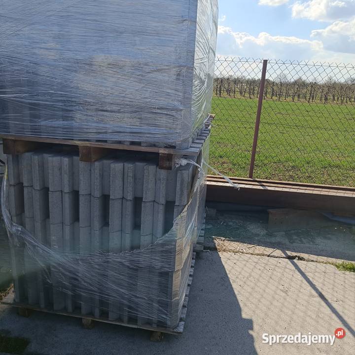 Łącznik betonowy 20 H20przelot do podmurówki Baranów Sandomierski