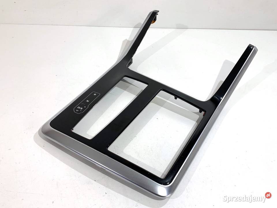 LISTWA DEKOR TUNELU AUDI Q8 4M8863324D SUV