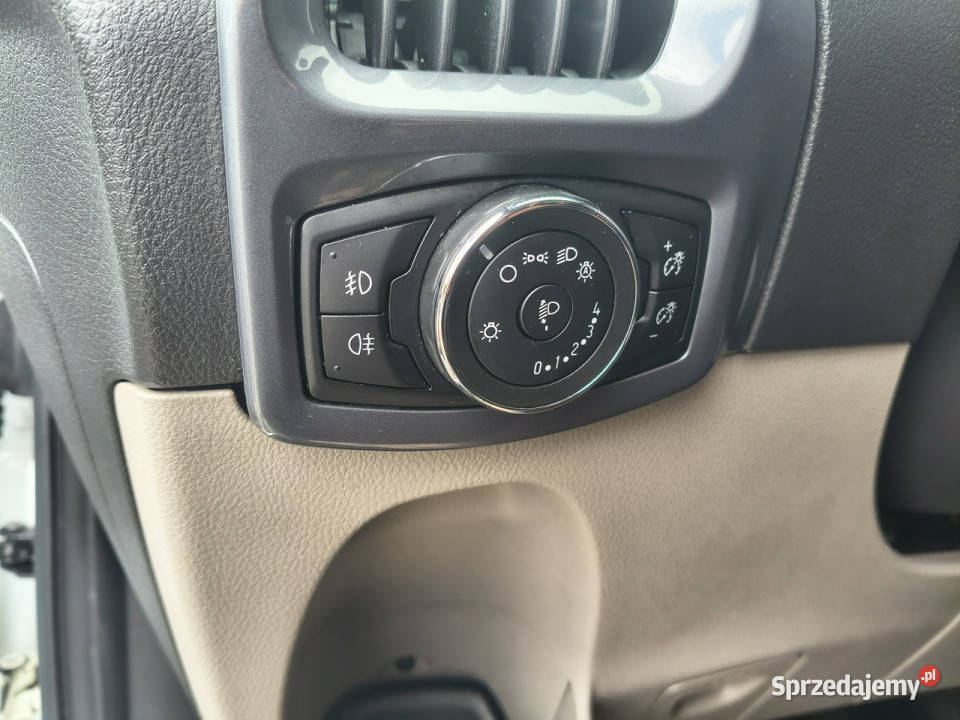 Ford Tourneo Custom 20i 131 Custom 310 L1 światła przeciwmgielne Mysłowice
