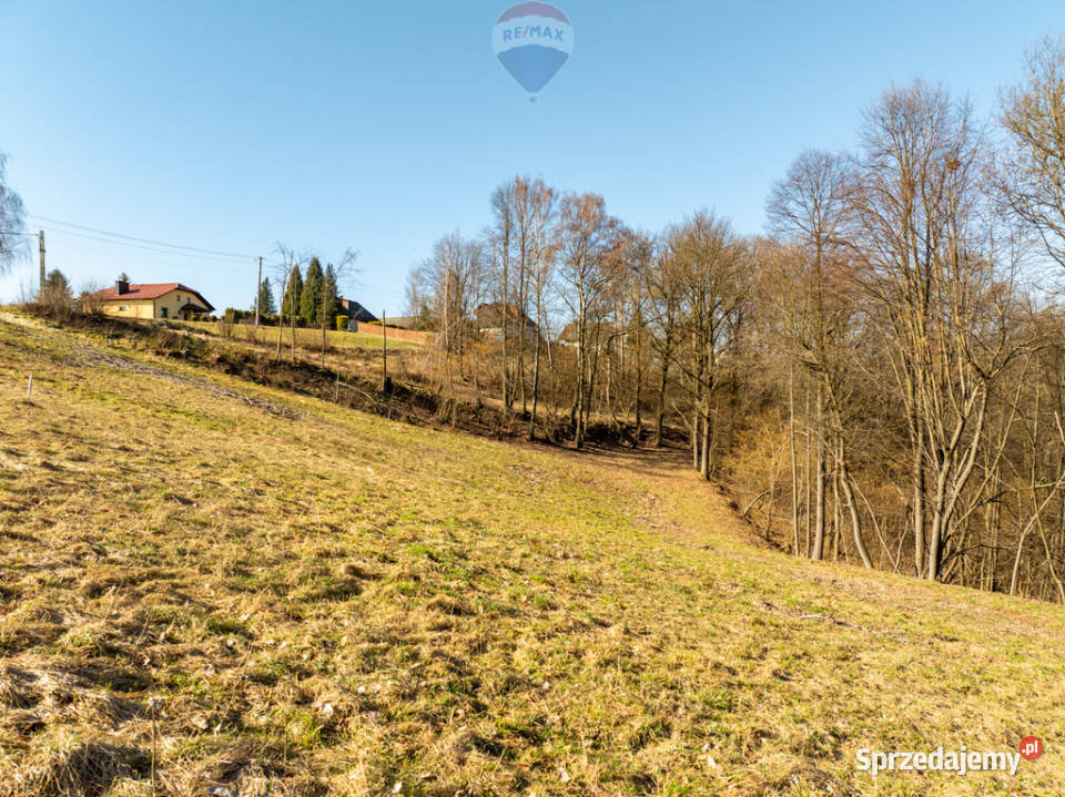 Działki budowlane Siepraw 8 ar z dala S7
