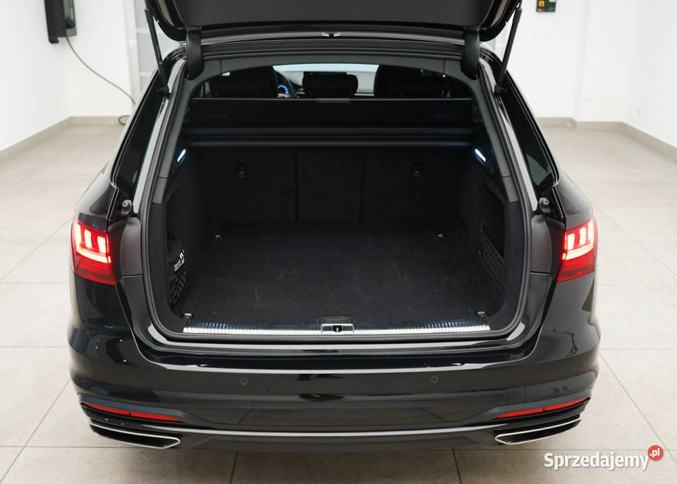 Audi A4 Audi A4 Avant 45TFSI Virtual Led świętokrzyskie