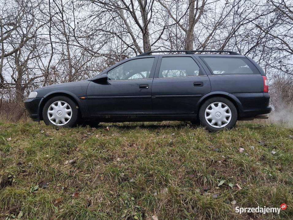 Opel Vectra v baza kombi mazowieckie
