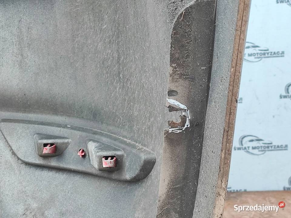 VW GOLF VI 10r zderzak tył Rok produkcji 2010