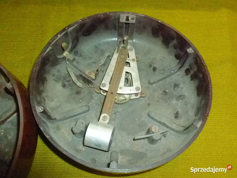 Zegar bateryjny bakielitowy