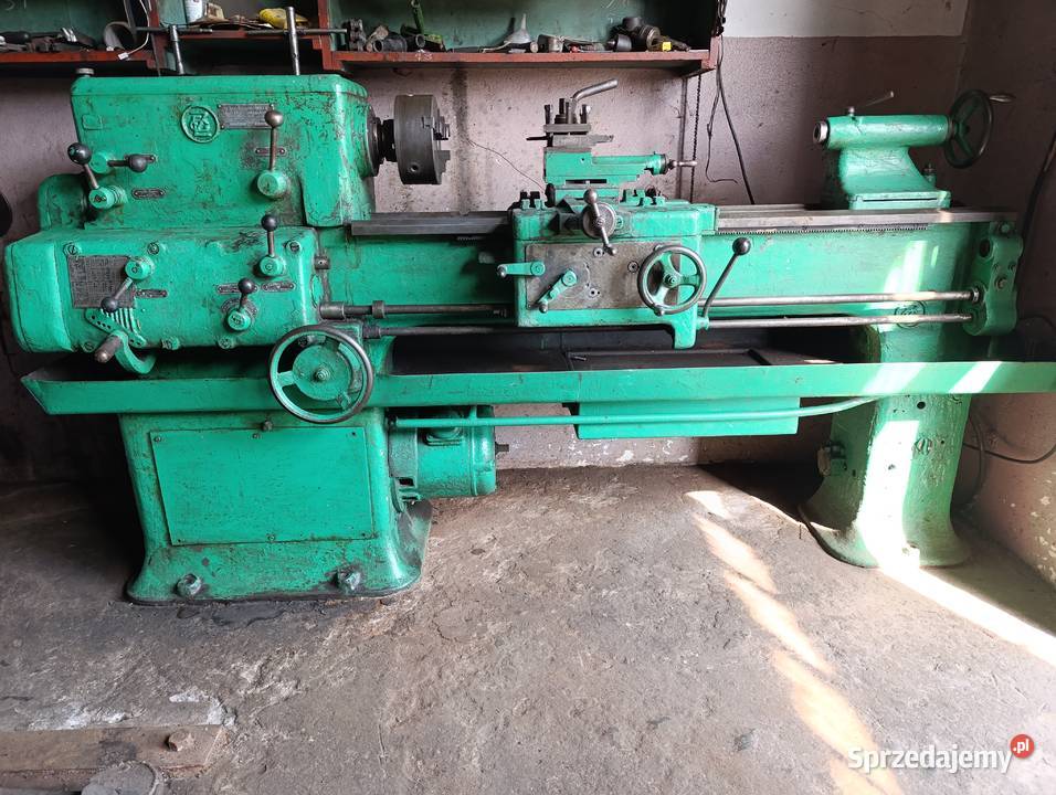 Tokarka do metalu starodawna CTR 654N obrabiarka Produkcja świętokrzyskie Kielce