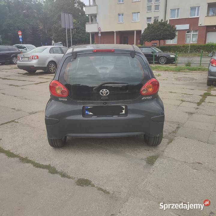 Syndyk sprzeda samochód osobowy Toyota Aygo Poznań