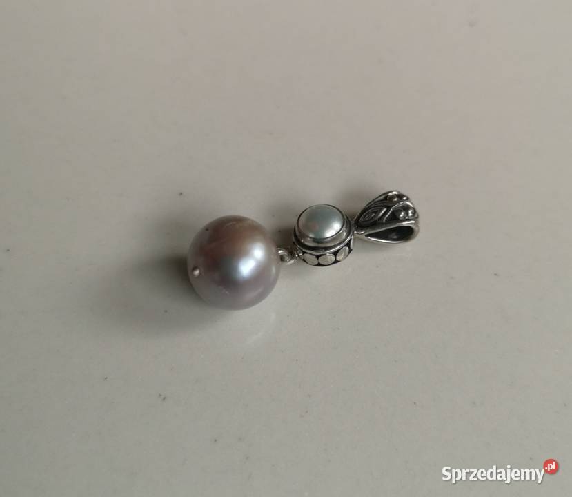 zawieszka z naturalną perłą srebro Wisiorki
