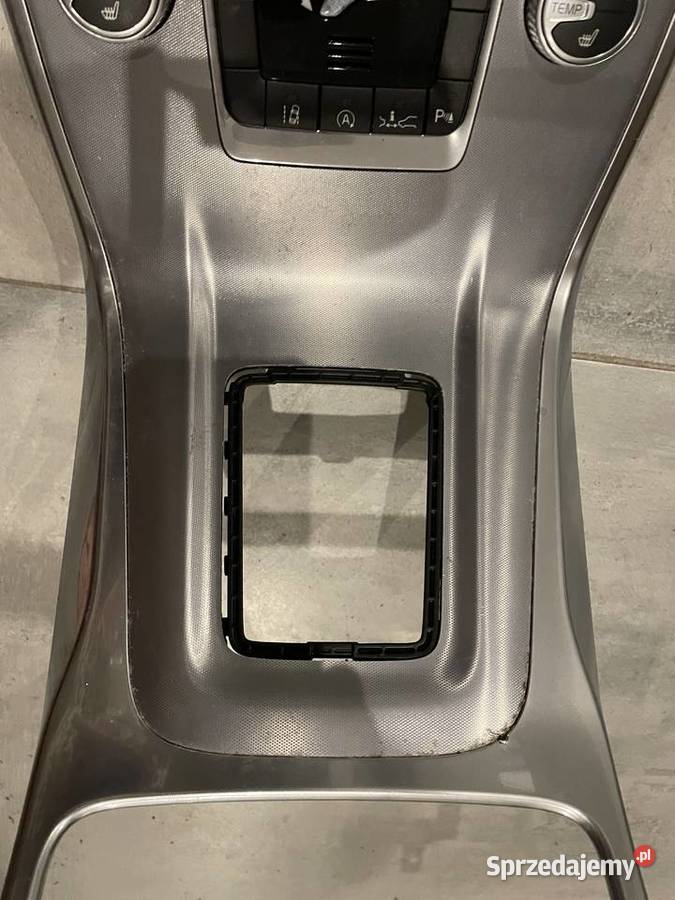 Panel sterowania radiem klimatyzacja VOLVO V70 osobowe