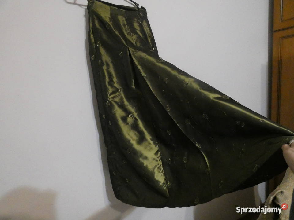 Długa spódnica z ala trenem Inny wzór Krasnystaw