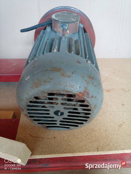 Sprzedam silnik 22 KW łódzkie Chajew