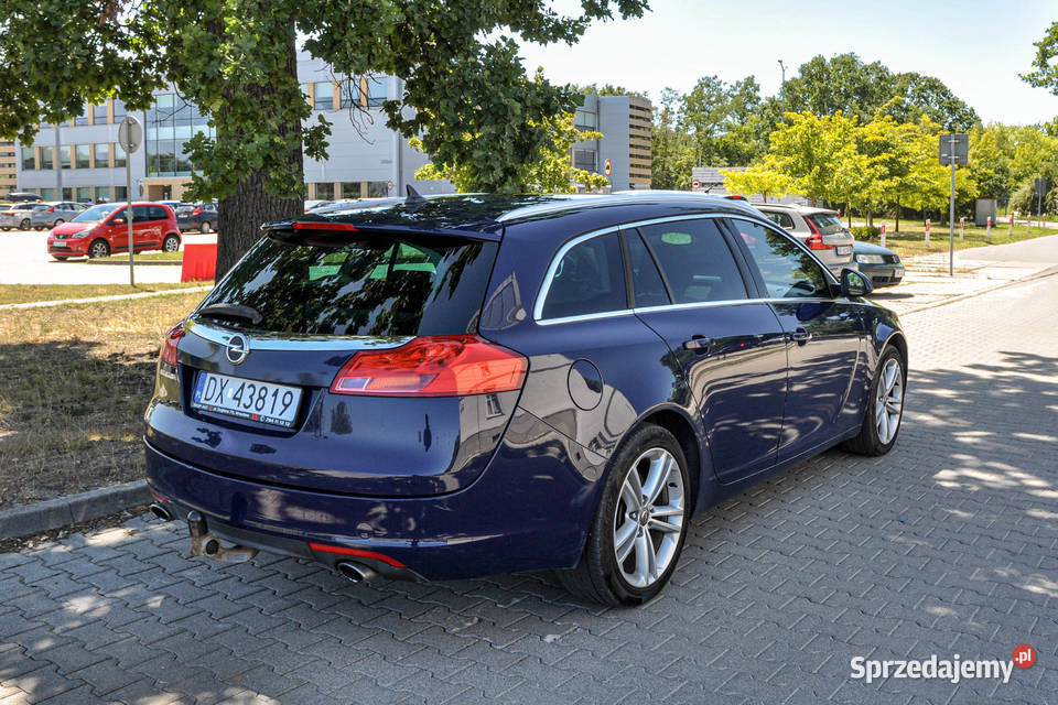 Opel Insignia 20CDTI Biturbo 195 2012 r 1956cm3