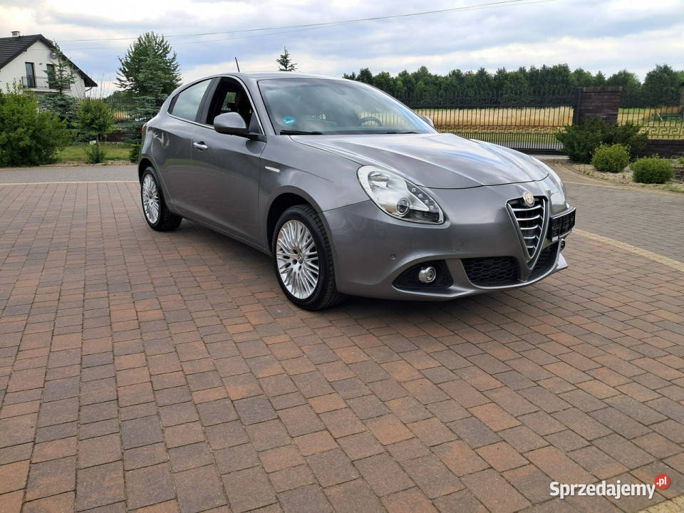 Alfa Romeo Giulietta Automat światła do jazdy dziennej mazowieckie Lipówki