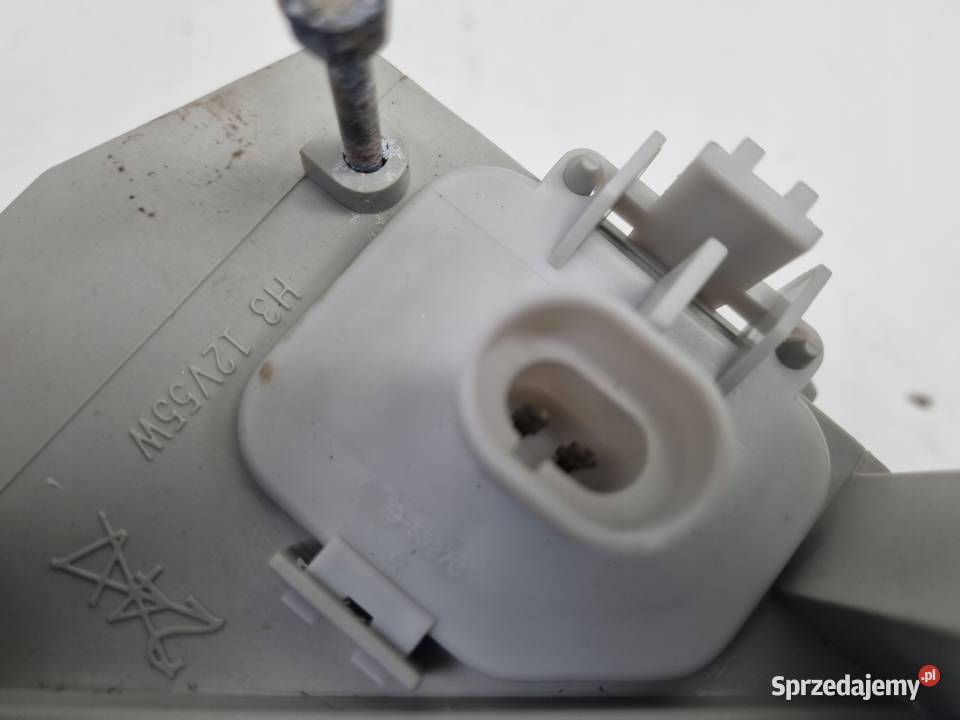Opel Vectra B LIFT HALOGEN PRAWY PRZÓD przedni osobowe Janów