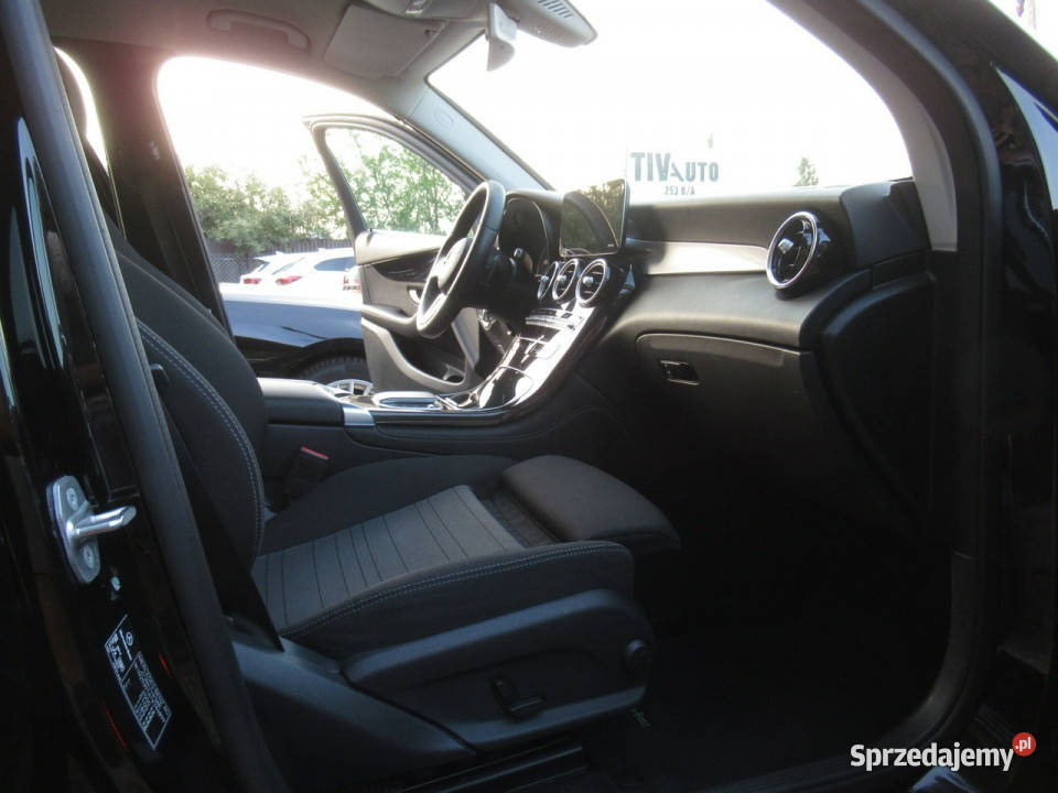 Mercedes GLC 200 BEZSZKODOWY Kamera Salon Polska Mercedes-Benz sprzedam