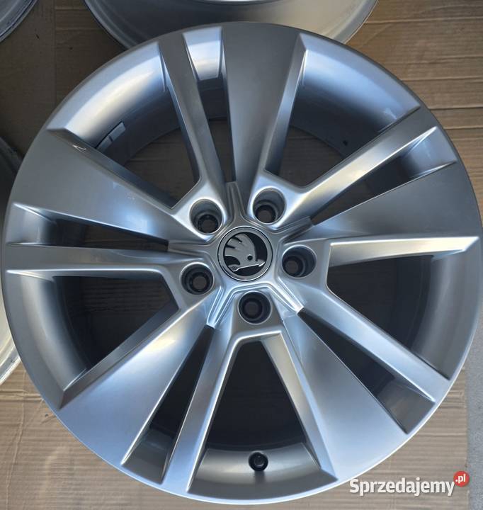 Alufelgi felgi Skoda 18 5x112 Brudzew sprzedam