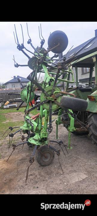 Przetrzasarka Karuzelowa DEUTZ FAHR KH 264 nieuszkodzony Rembów