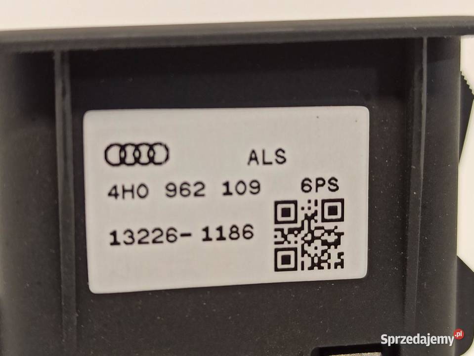 AUDI A6 C7 A7 A8 D4 PRZYCISK WŁĄCZNIK ALARMU
