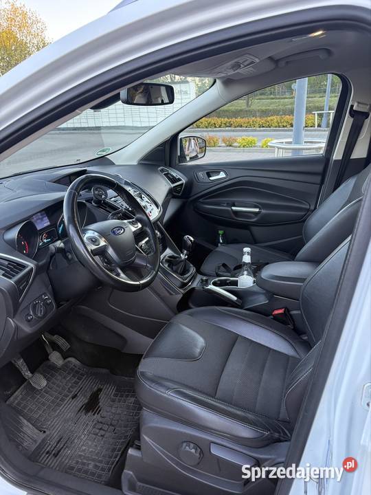 Ford Kuga Mk2 xsenon led ambilight keyless go 140KM Żerków