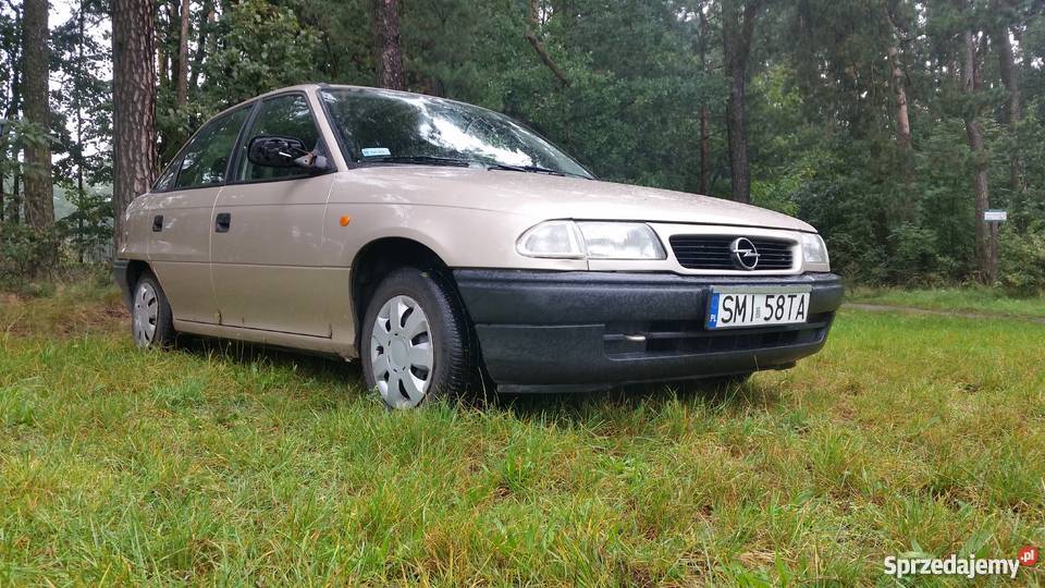 Opel Astra F Classic 1 właściciela 100 000 1400cm3 Orzesze sprzedam